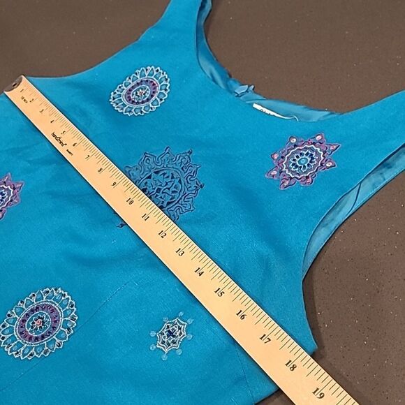 Plaza South petite embroidery details - Picture 9 of 15